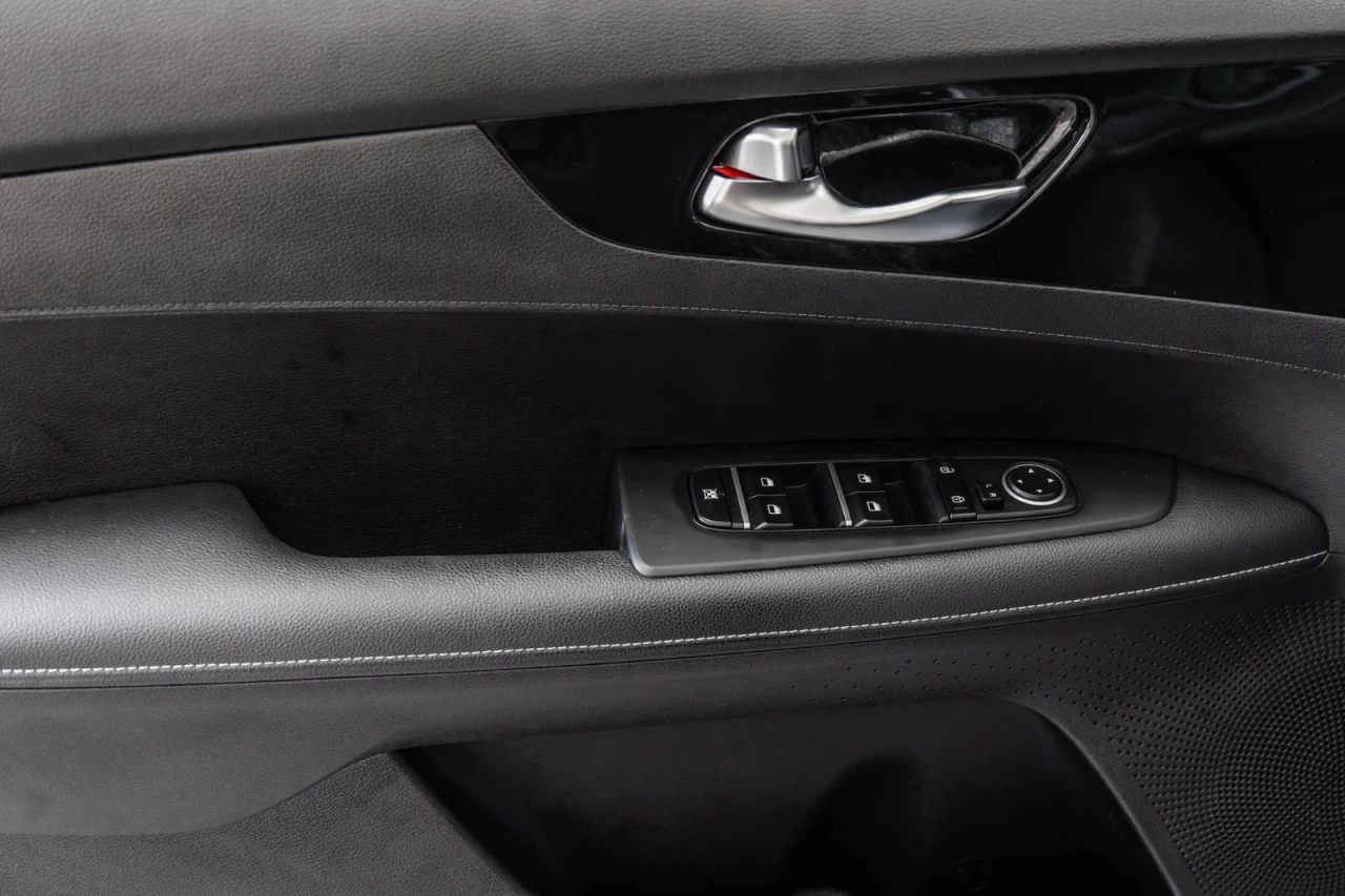 2023 Kia Forte EX+ TOIT.OUVRANT+SIEGES.CHAUFF+CARPLA+CAM.RECUL Main Image