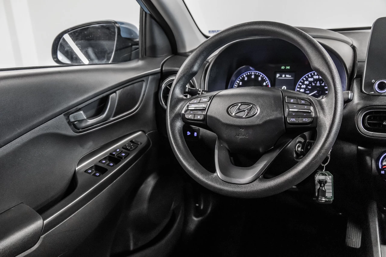 2022 Hyundai Kona Essential Awd Main Image