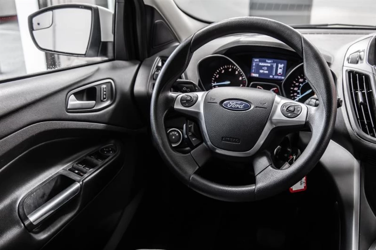 2015 Ford Escape SE MAGS+BLUETOOTH+SIEGES.CHAUFF Image principale