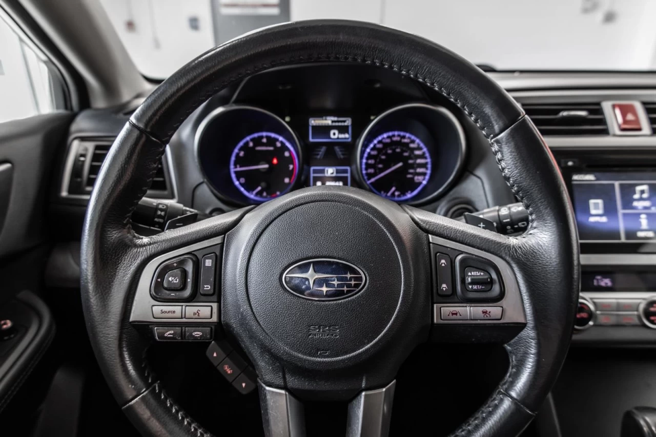 2017 Subaru Outback 2.5i Touring w-Tech Pkg TOIT.OUVRANT+SIEGES.CHAUFF Main Image