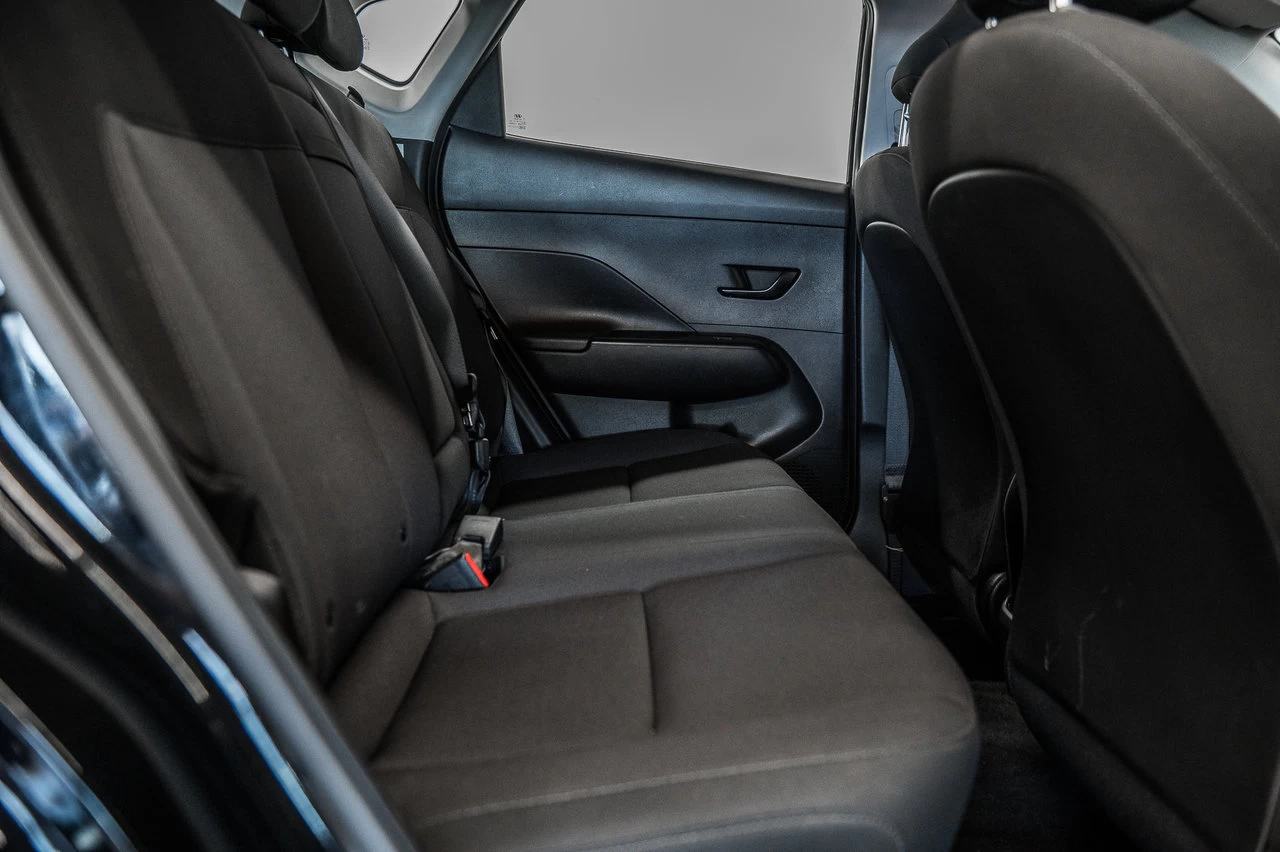 2024 Hyundai Kona Essential Main Image