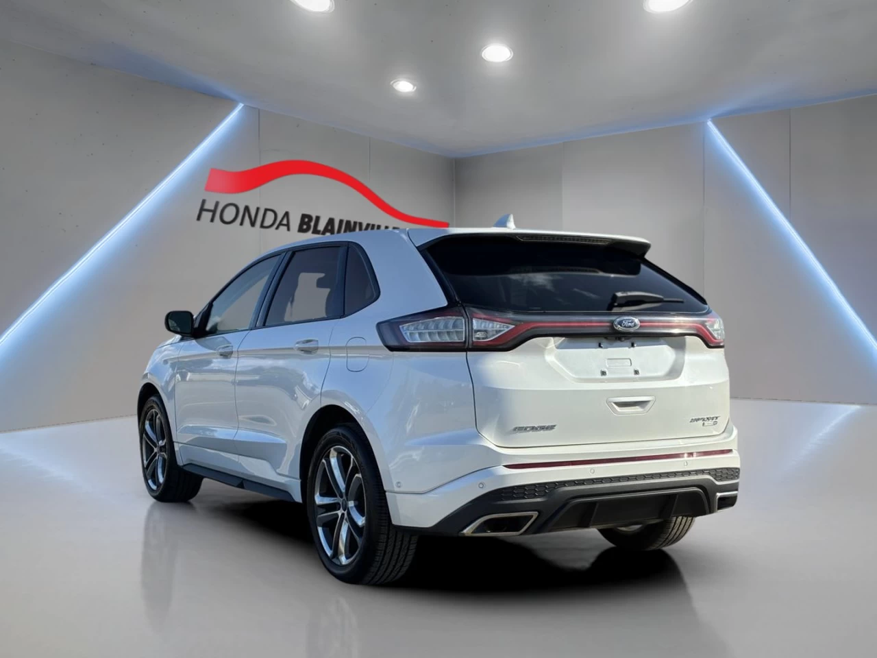2015 Ford Edge 4dr Sport AWD Main Image