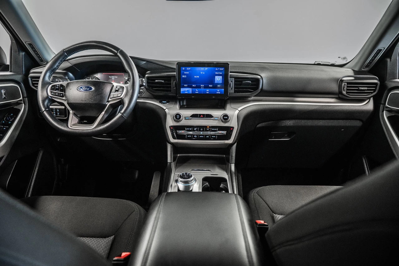 2024 Ford Explorer Xlt Awd 6-Pass Image principale
