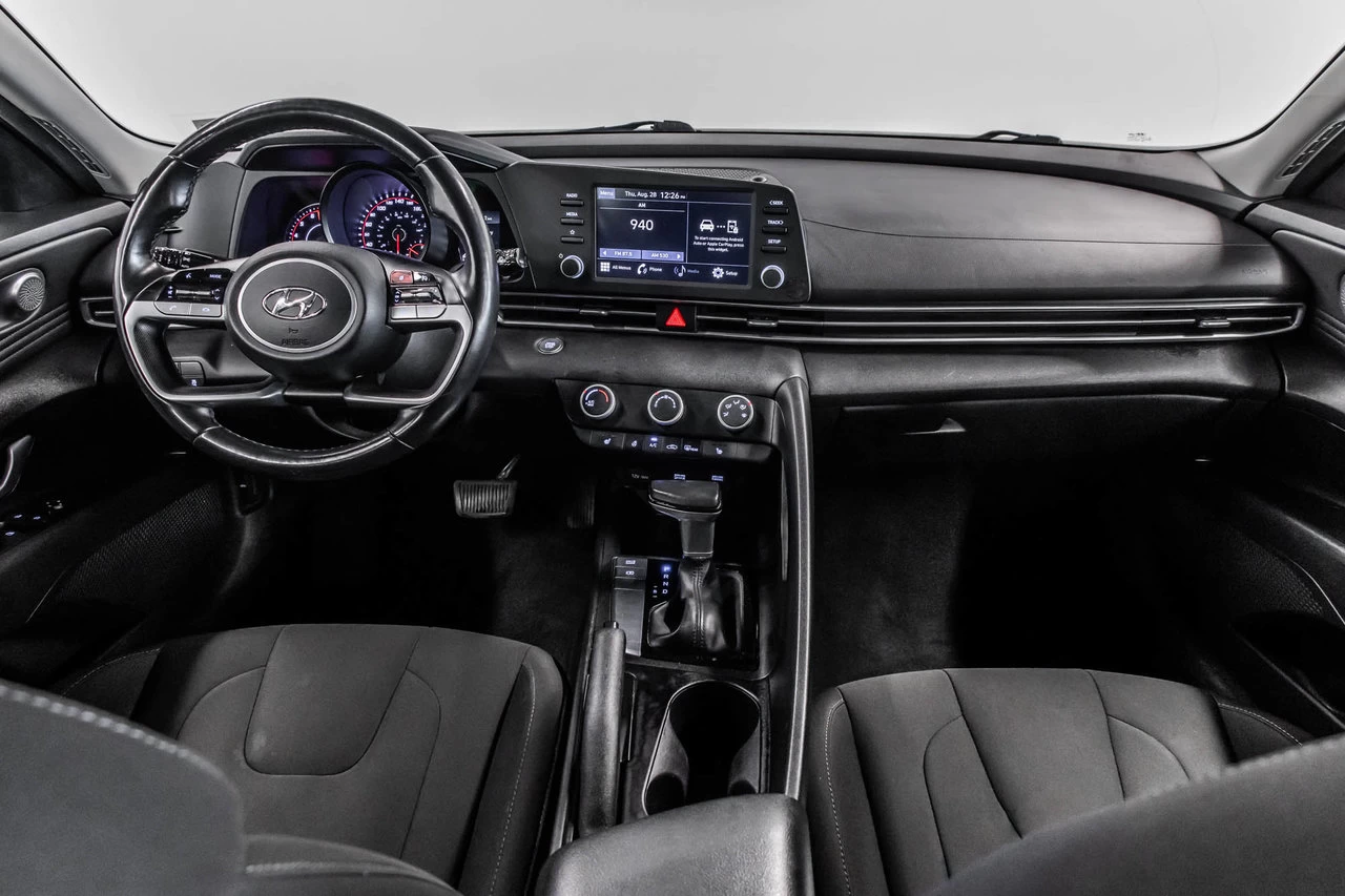 2021 Hyundai Elantra Preferred Image principale