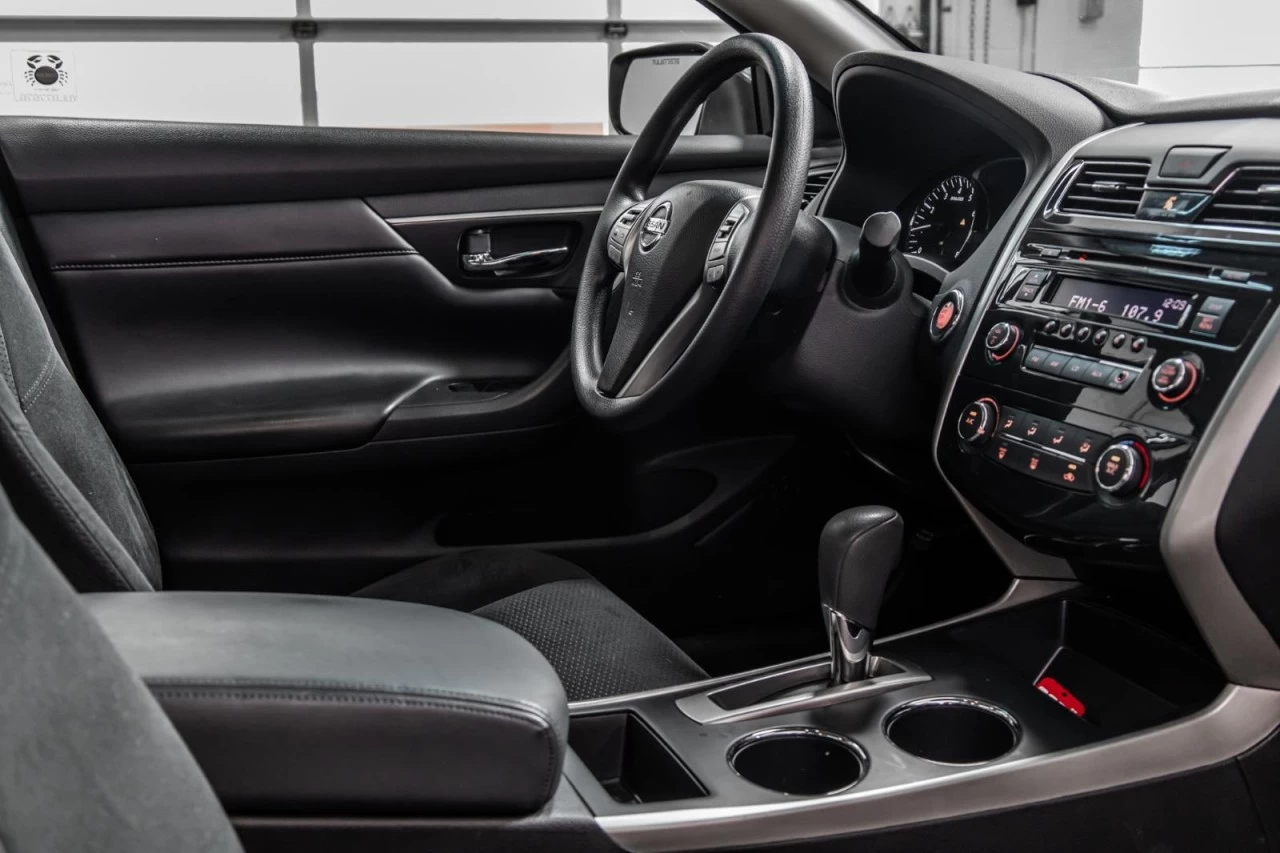 2015 Nissan Altima Automatique - Garantie 1 AN Image principale