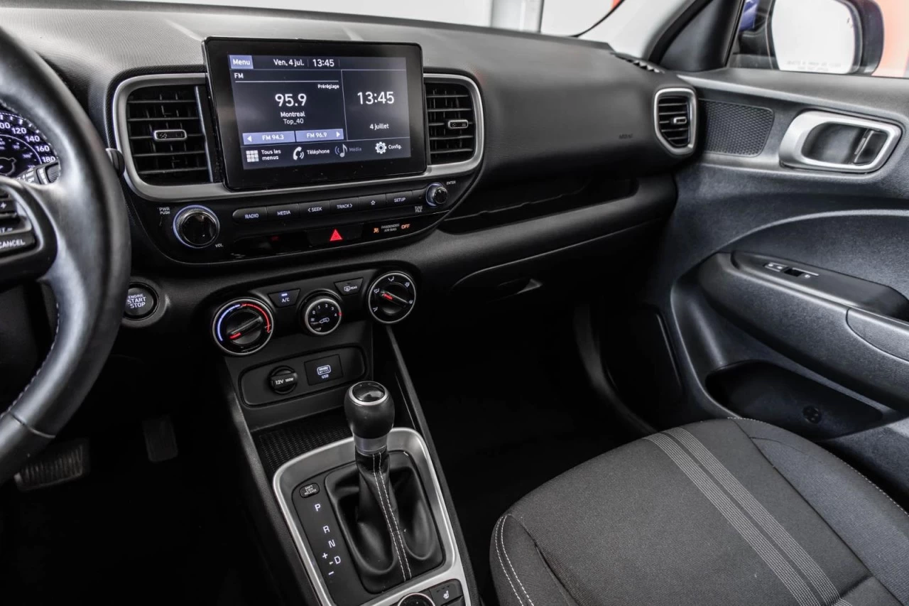 2020 Hyundai Venue Preferred MAGS+VOLANT/SIEGES.CHAUFF+CARPLAY Main Image