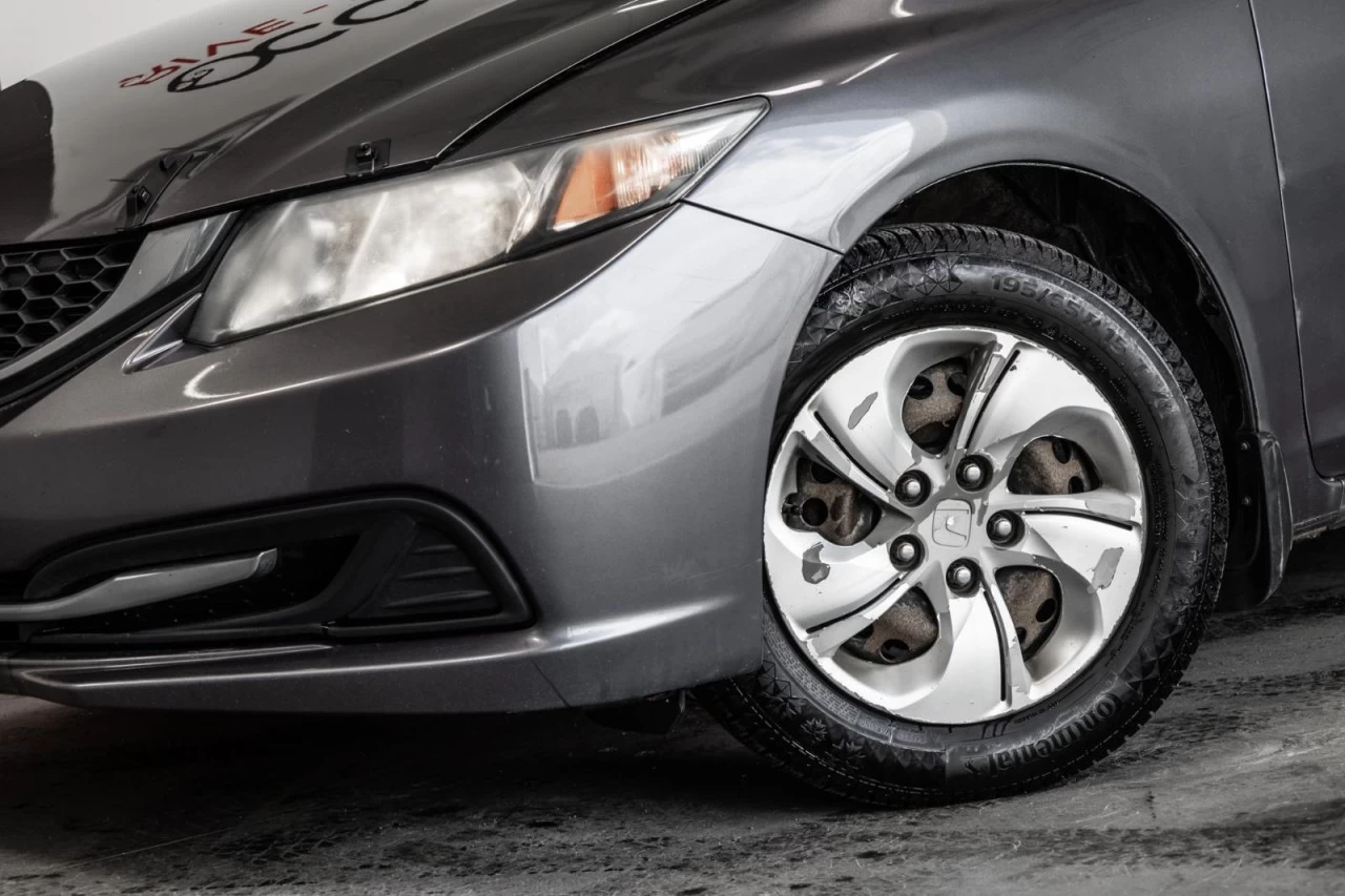2014 Honda Civic Sedan Manuelle LX AUBAINE Image principale