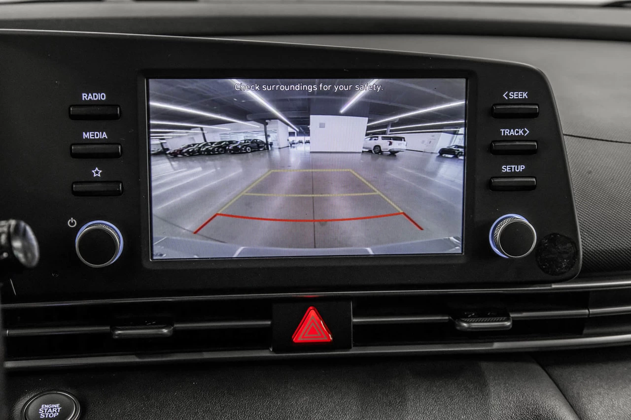2021 Hyundai Elantra Preferred Image principale