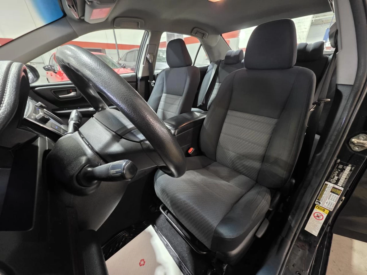 2017 Toyota Camry 4dr Sdn I4 Auto SE Main Image