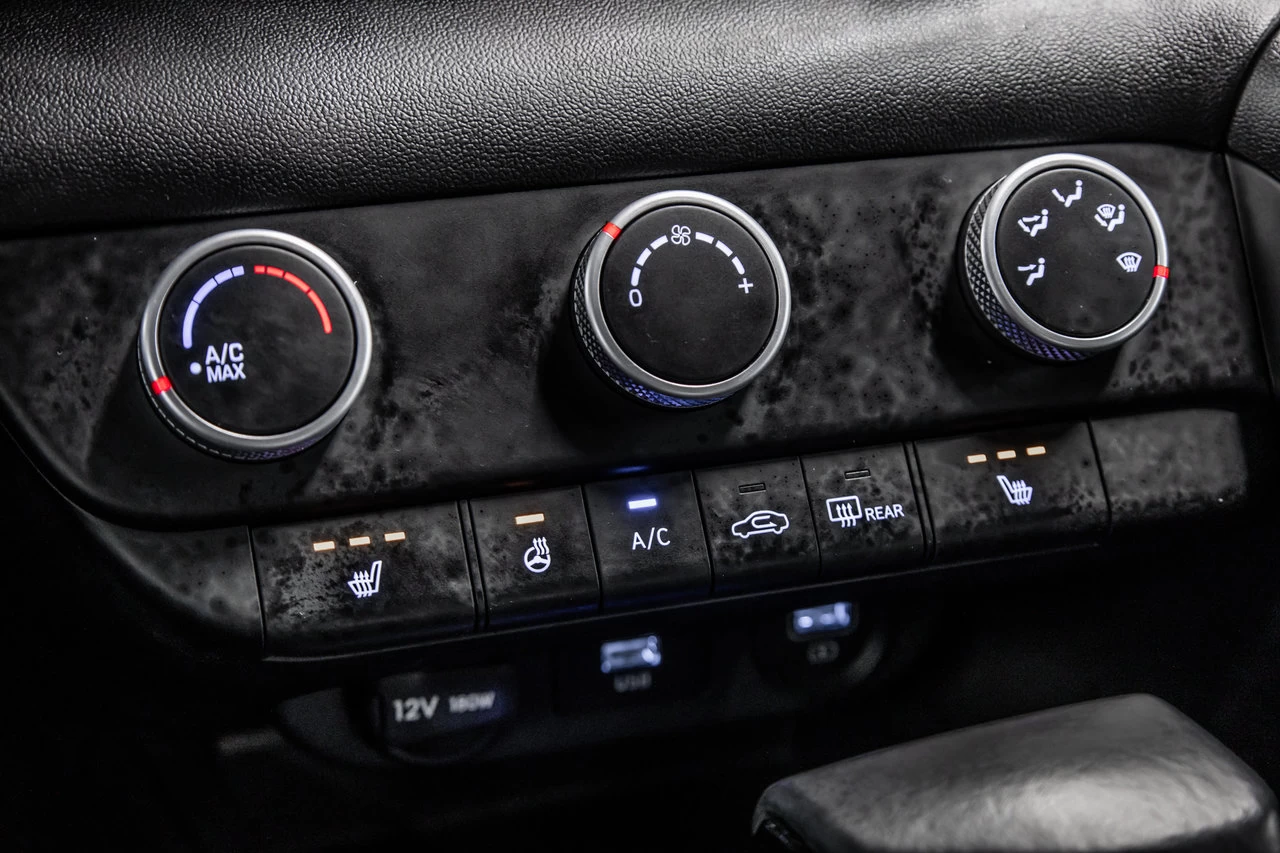 2023 Hyundai Elantra Preferred Main Image