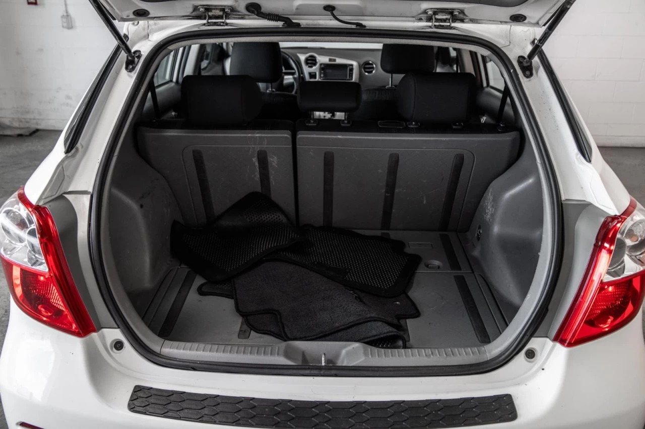 2013 Toyota Matrix Automatique AWD Garantie 1 AN Image principale