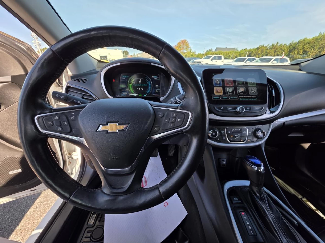 2017 Chevrolet Volt Hatchback LT Main Image