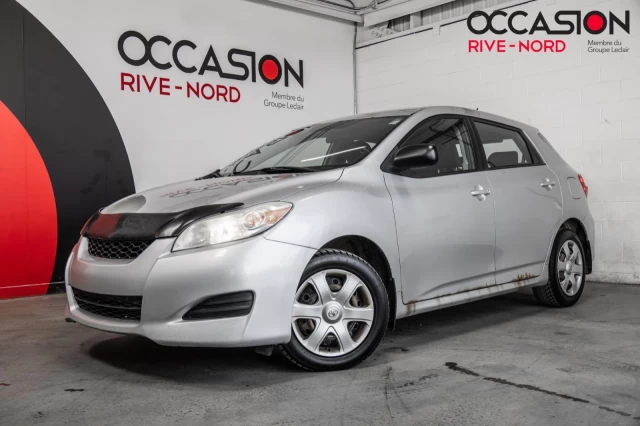 Toyota Matrix Manuelle avec A/C 2010