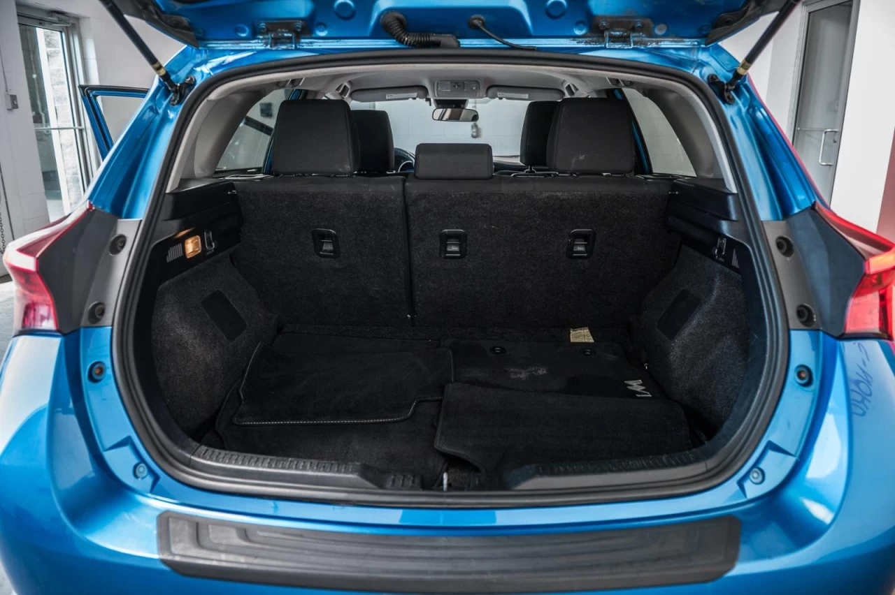 2018 Toyota Corolla iM SIEGES.CHAUFF+CAM.RECUL+BLUETOOTH+REG.VITESSE Main Image