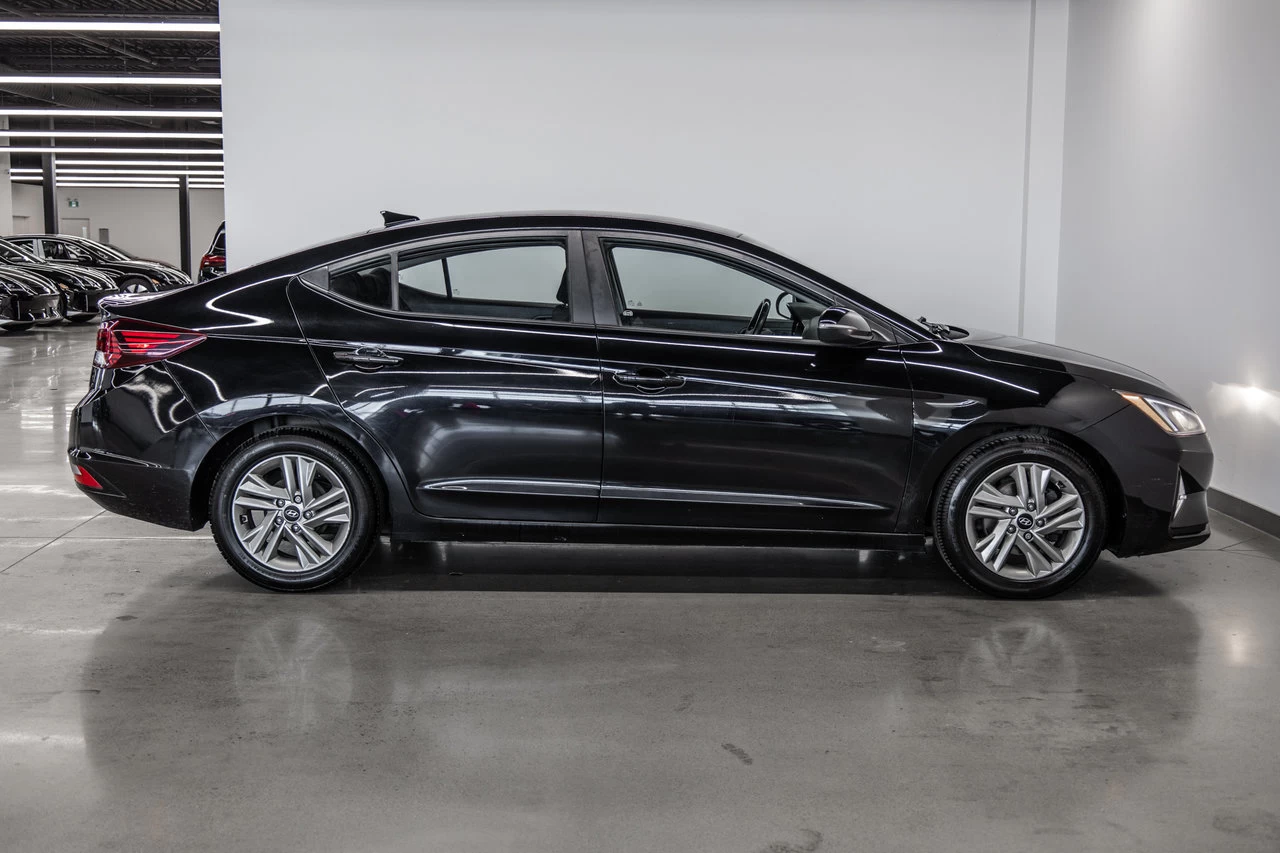 2020 Hyundai Elantra Preferred Main Image