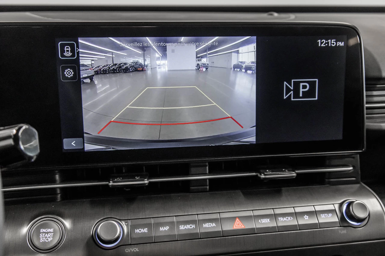 2024 Hyundai Kona Essential Main Image