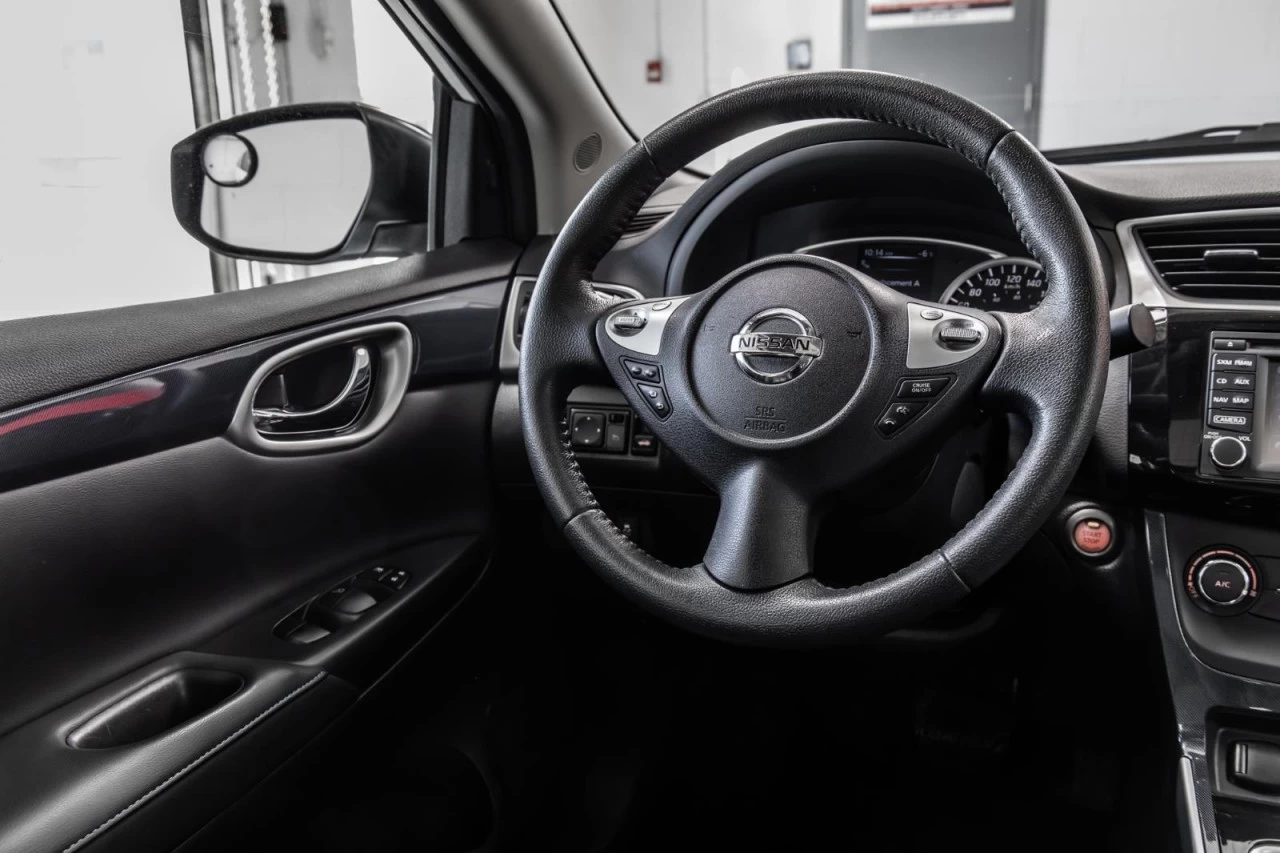 2017 Nissan Sentra SR NAVI+TOIT.OUVRANT+CUIR+SIEGES.CHAUFF+CAM.RECUL Main Image