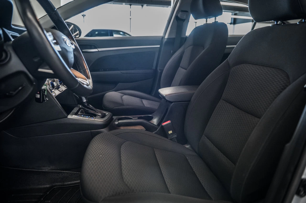 2020 Hyundai Elantra Preferred Image principale