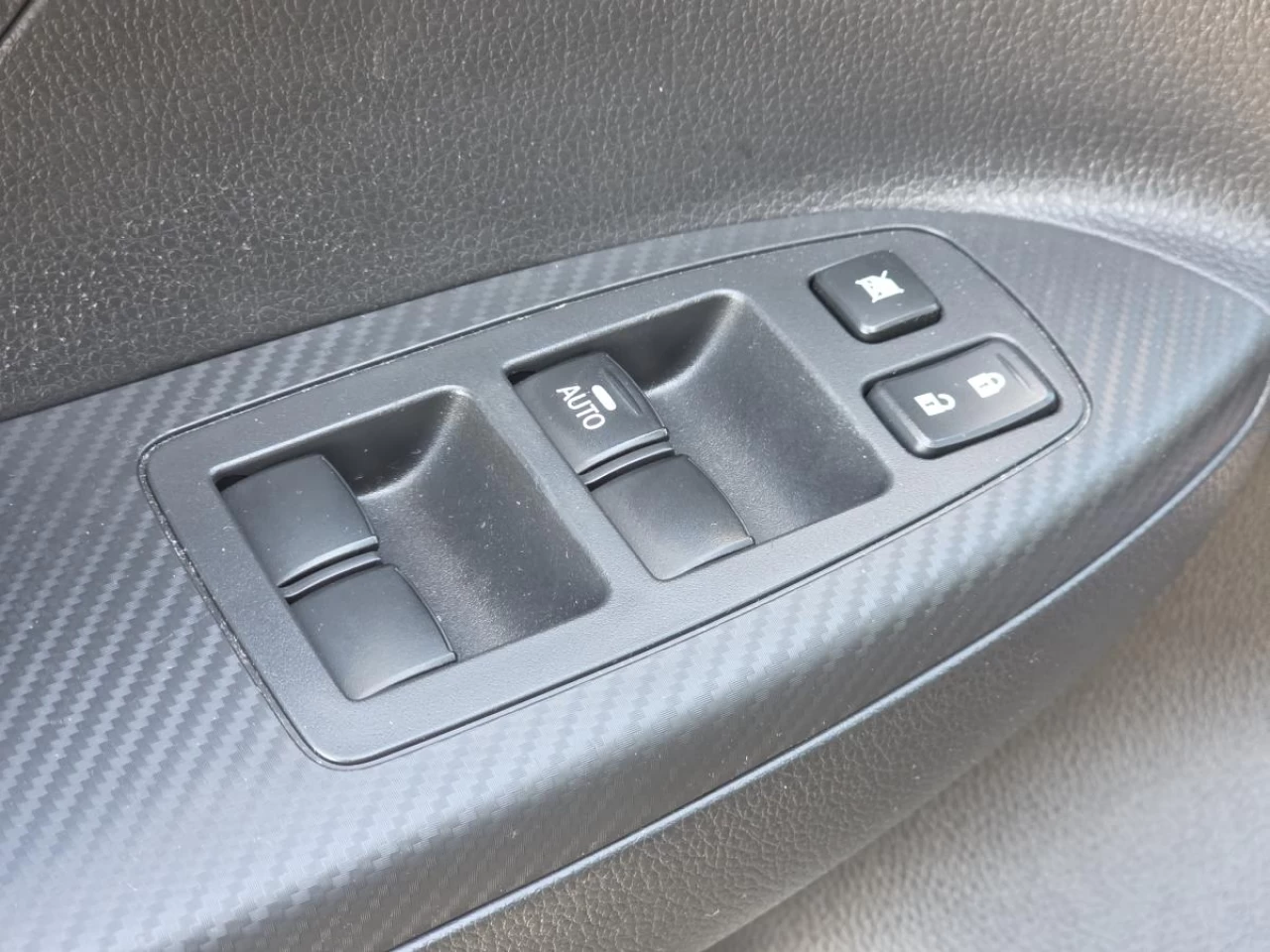 2018 Mitsubishi Eclipse Cross ES S-AWC Main Image
