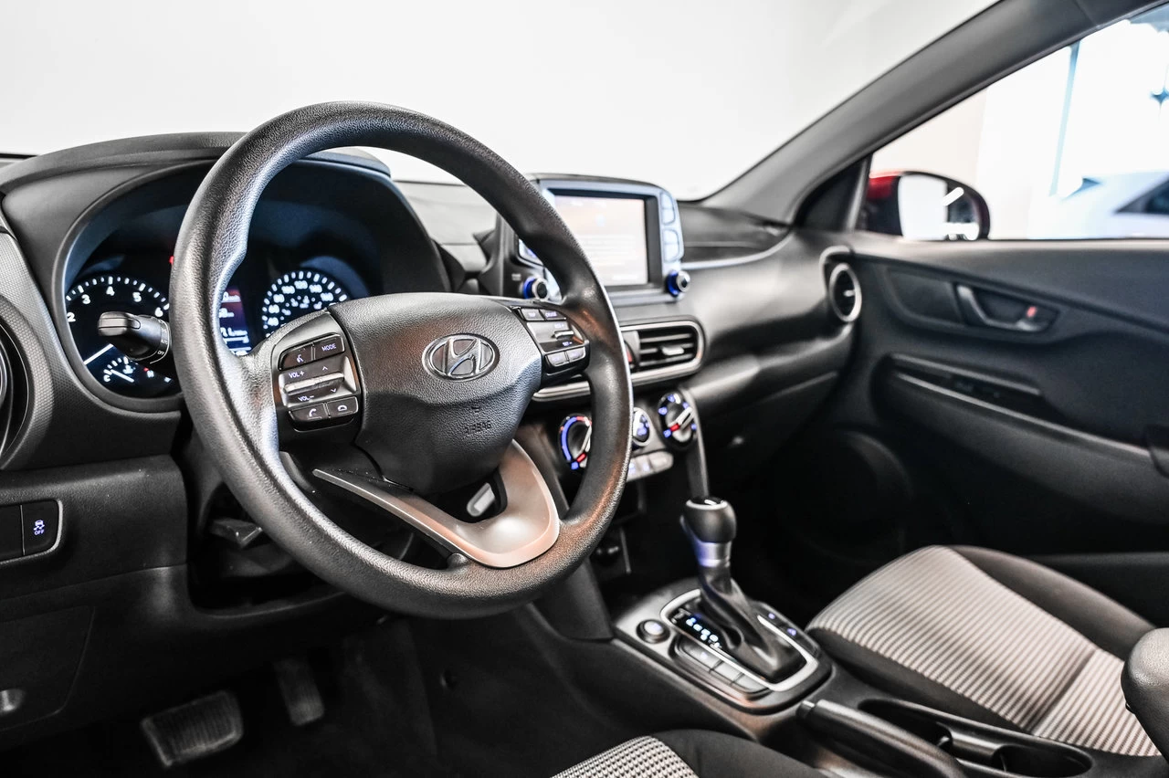 2021 Hyundai Kona Essential Main Image