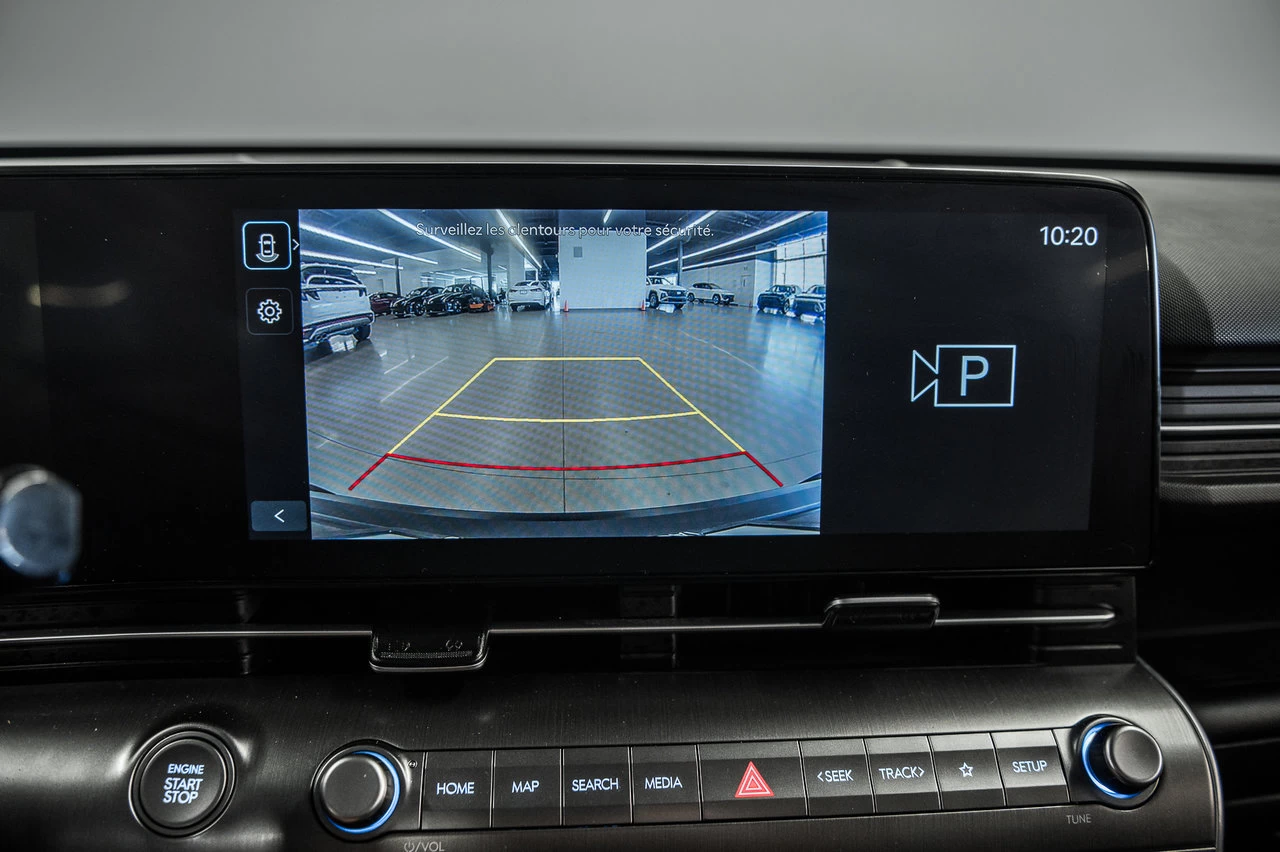 2024 Hyundai Kona Essential Main Image