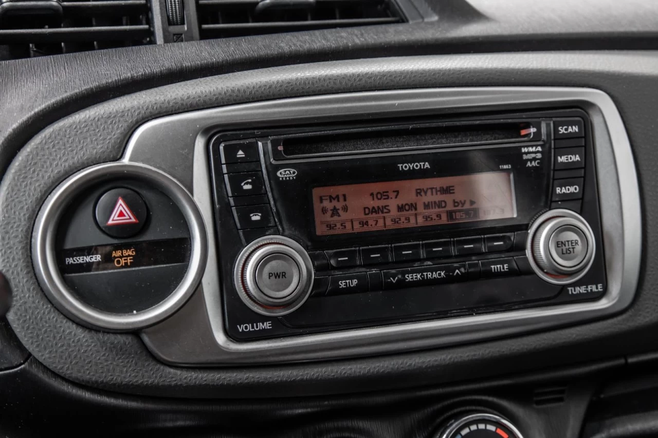 2014 Toyota Yaris Automatique hatchback Garantie 1 AN Image principale