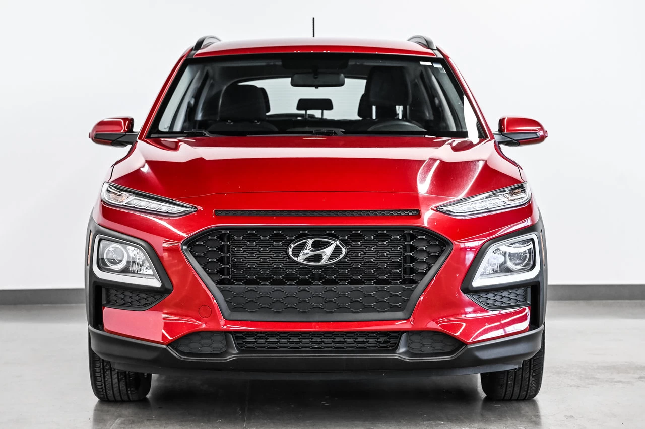 2021 Hyundai Kona Essential Main Image