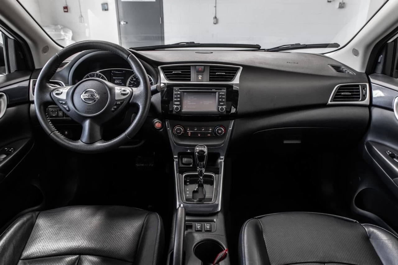 2017 Nissan Sentra SR NAVI+TOIT.OUVRANT+CUIR+SIEGES.CHAUFF+CAM.RECUL Main Image