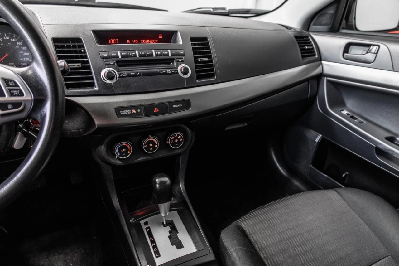 2012 Mitsubishi Lancer Automatique AUBAINE!!! Image principale