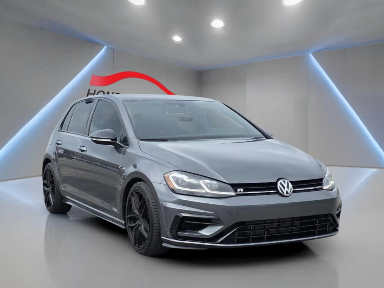 2018 Volkswagen Golf R 5-door DSG Main Image