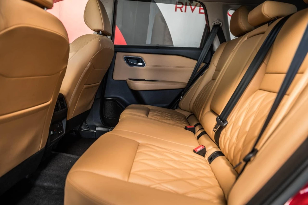 2023 Nissan Rogue Platinum AWD+NAVI+TOIT.PANO+CUIR+CARPLAY+BLUETOOTH Image principale