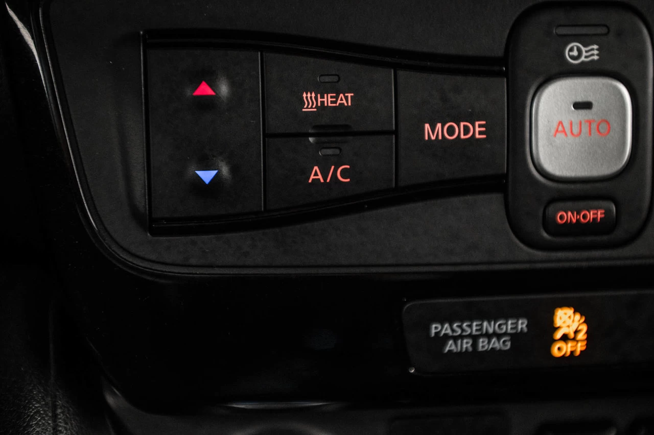 2019 Nissan LEAF Sv Navi+volant/siege Image principale