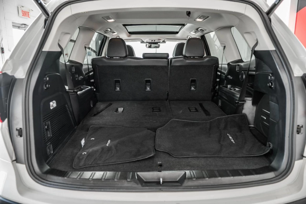 2023 Subaru Ascent Limited 8.PASS+NAVI+CUIR+TOIT.PANO+CARPLAY Main Image