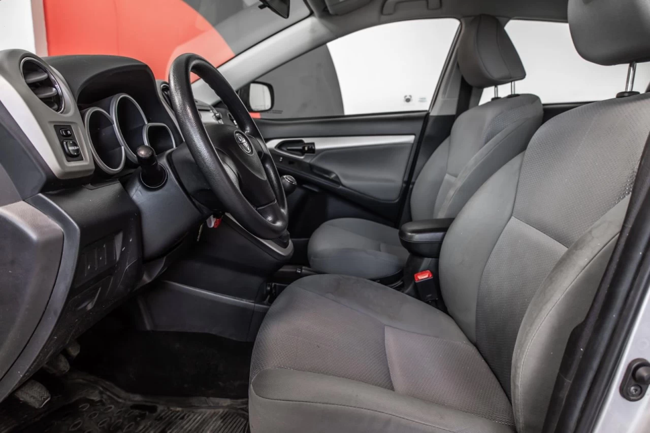 2010 Toyota Matrix Manuelle avec A/C Main Image
