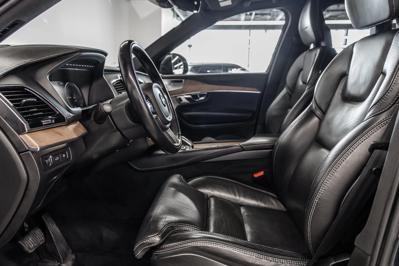 2020 Volvo XC90 T8 Hybrid Image principale