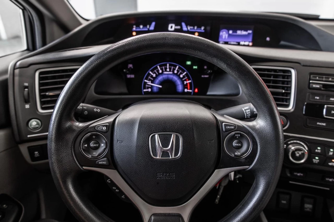 2015 Honda Civic Sedan LX Manuelle Garantie 1 AN Image principale