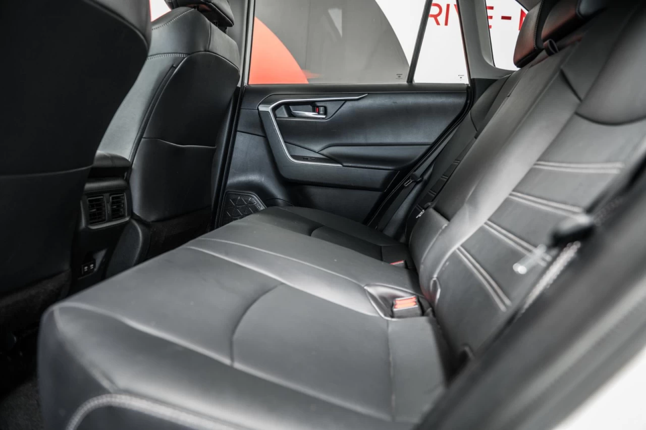 2021 Toyota RAV4 XLE AWD+TOIT.OUVRANT+VOLANT/SIEGES.CHAUFFANTS Image principale