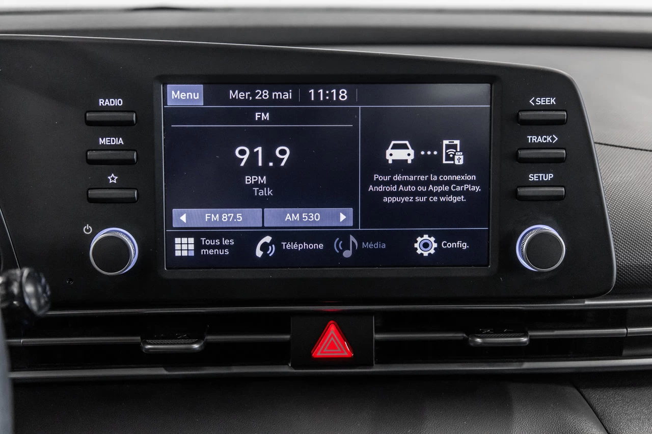 2022 Hyundai Elantra Essential Image principale
