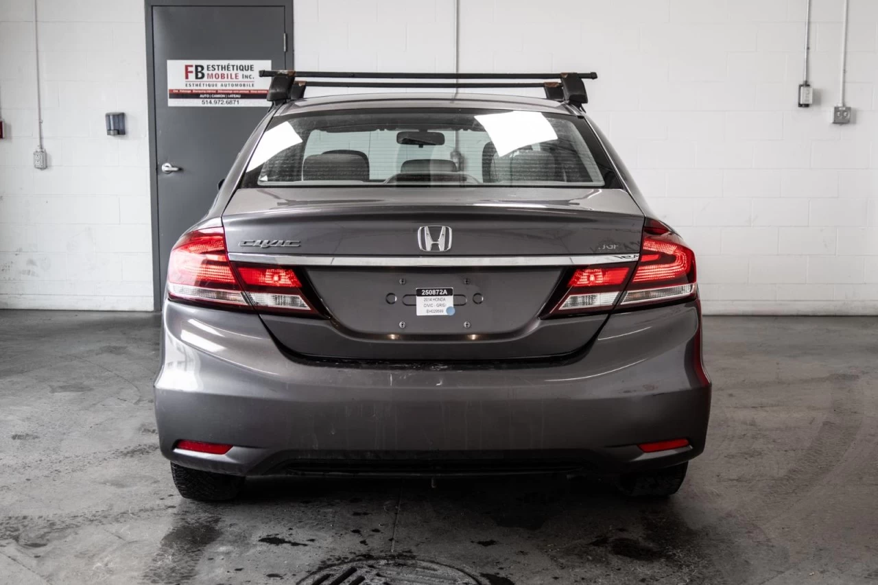 2014 Honda Civic Sedan Manuelle LX AUBAINE Image principale