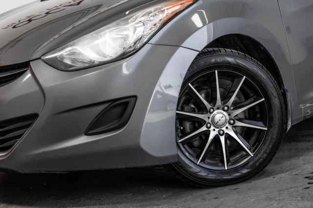 Hyundai Elantra GL Manuelle Garantie 1 AN 2013