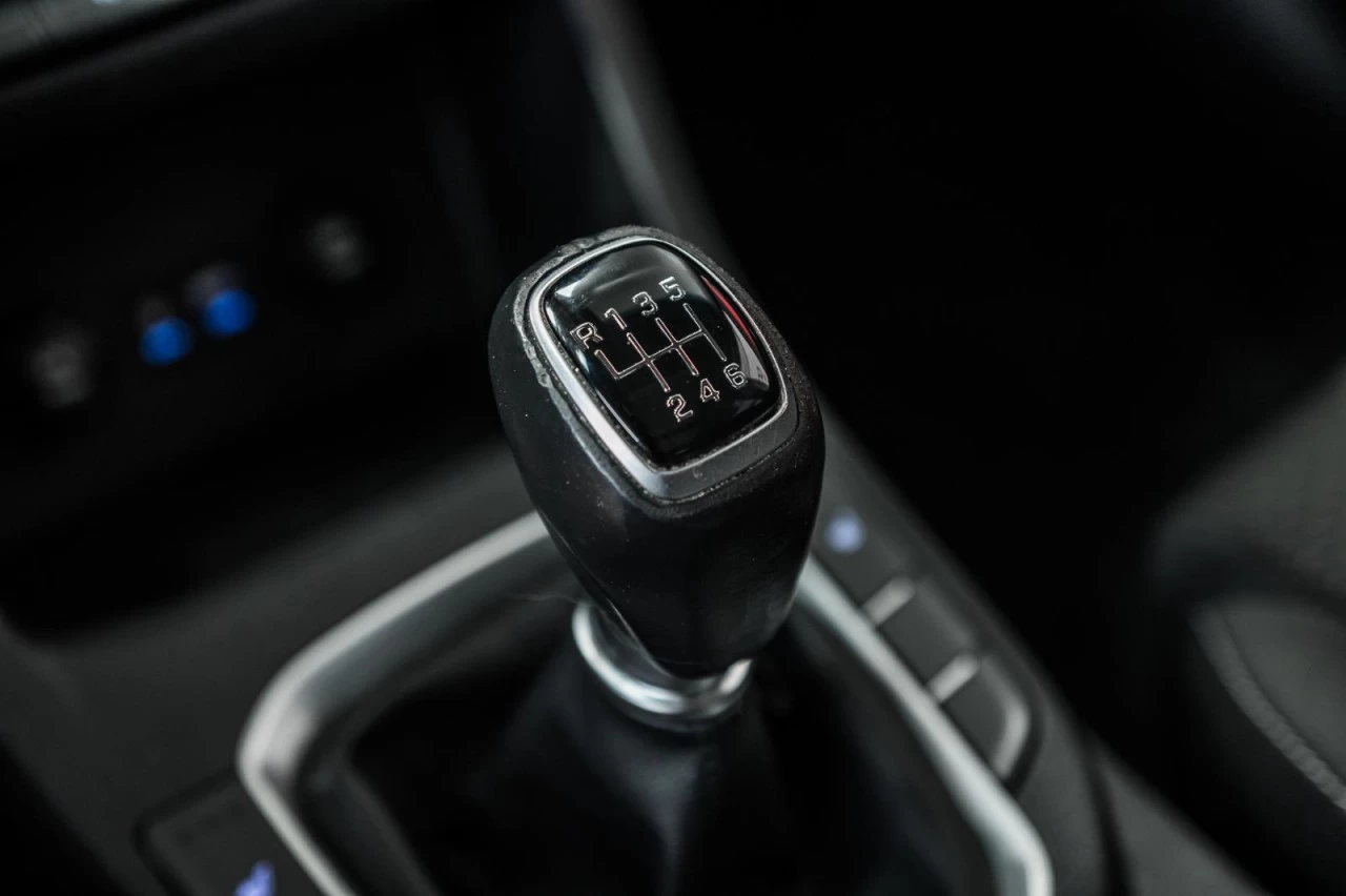 2018 Hyundai Elantra GT GLS MAGS+TOIT.OUVRANT+VOLANT/SIEGES.CHAUFF+CARPLAY Image principale