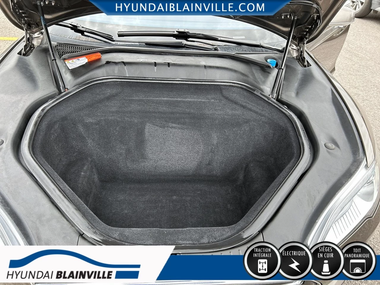 2016 Tesla Model S 90D, AWD, CUIR, TOIT PANO, NAVIGATION+ Image principale