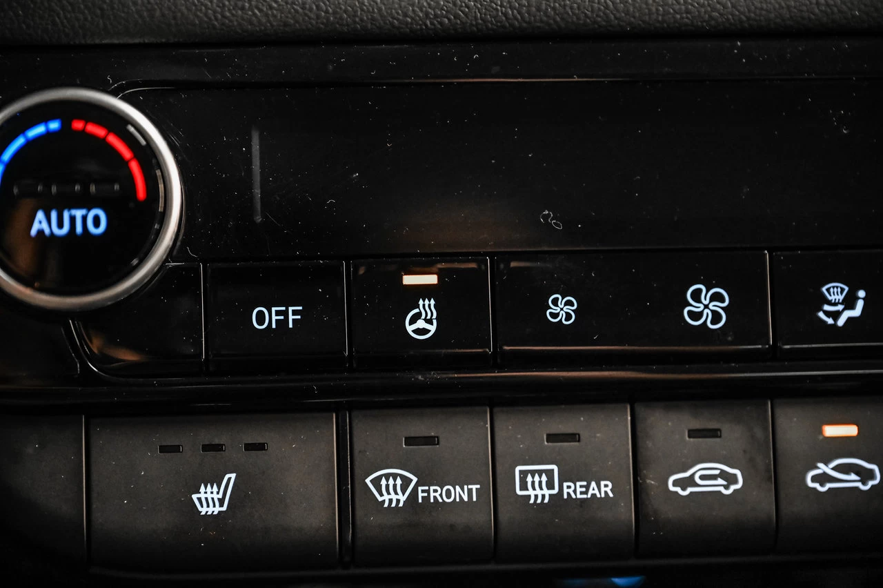 2023 Hyundai Elantra Preferred Tech Pack Main Image