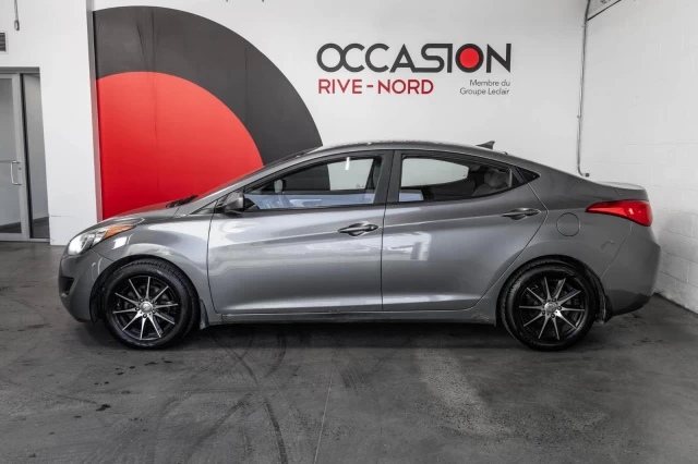 Hyundai Elantra GL Manuelle Garantie 1 AN 2013