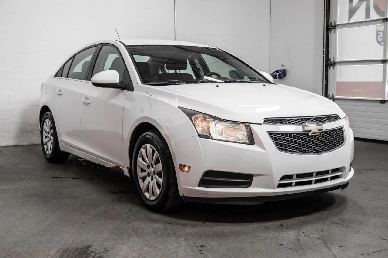 2011 Chevrolet Cruze Automatique BAS KM Image principale