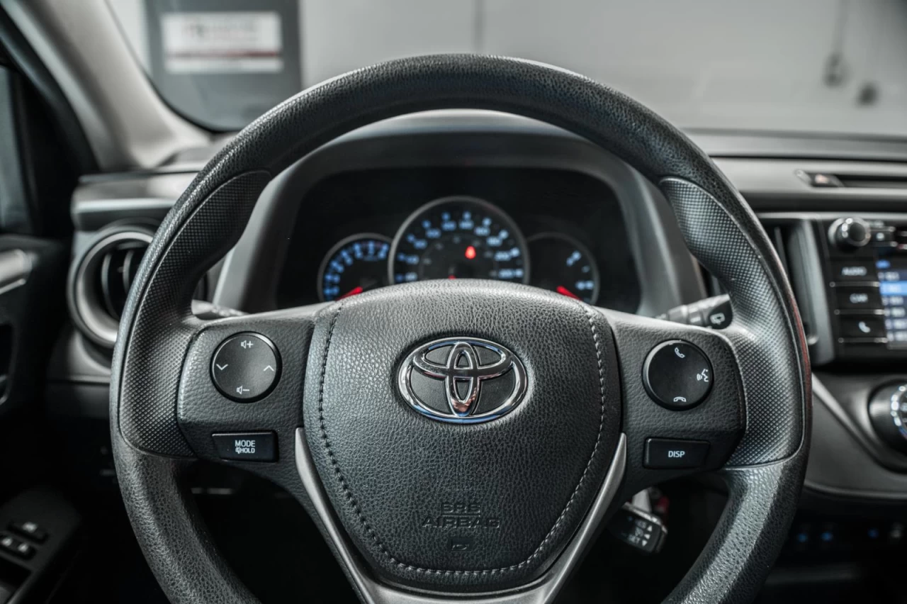 2016 Toyota RAV4 LE MAGS+SIEGES.CHAUFF+BLUETOOTH+CAM.RECUL Main Image