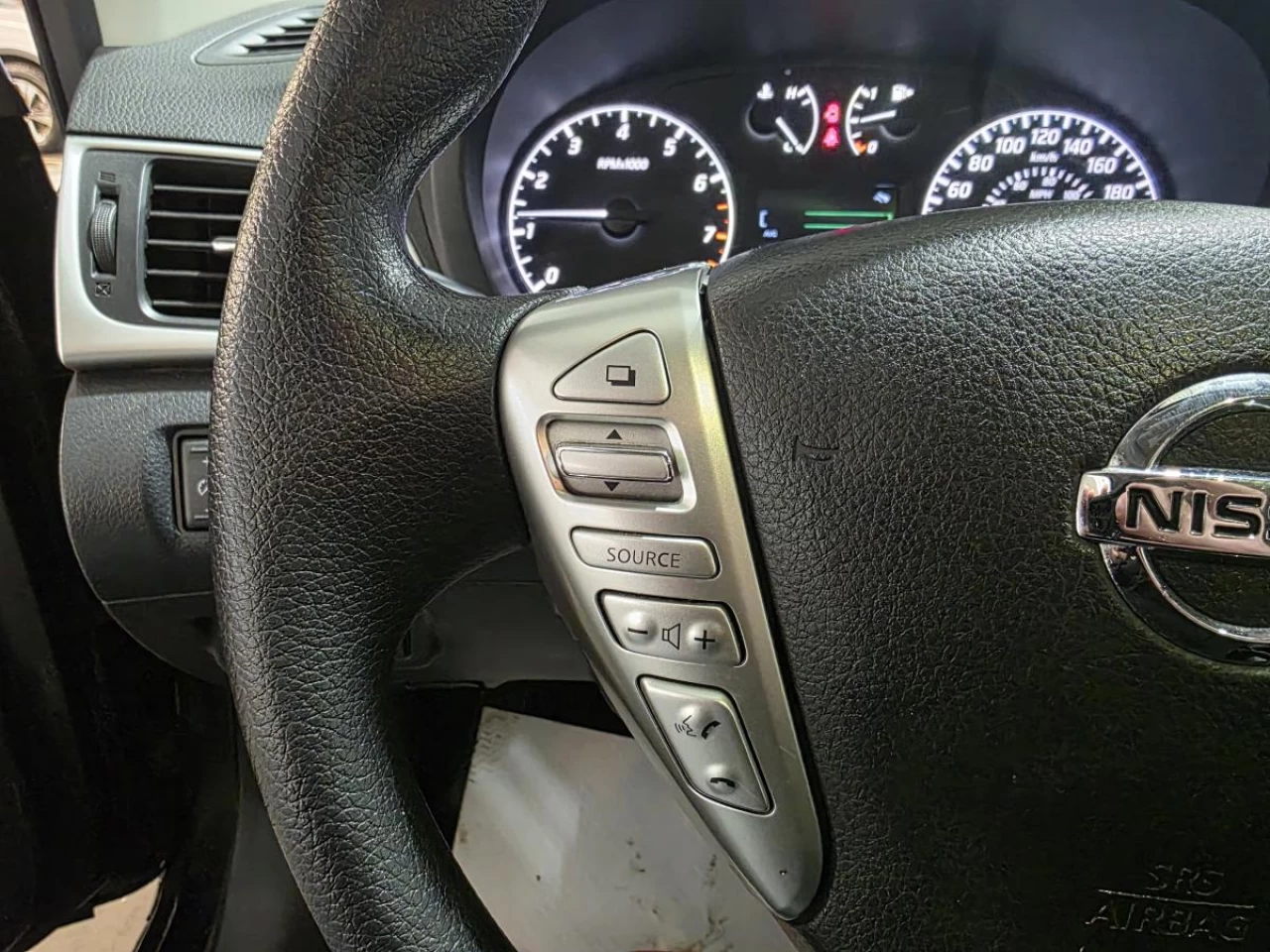 2016 Nissan Sentra 4dr Sdn CVT SV Main Image