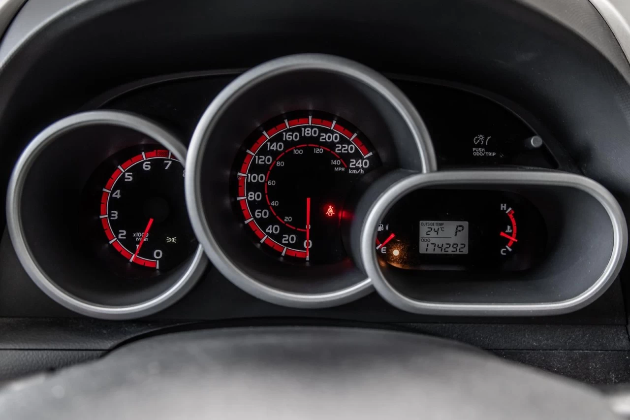 2013 Toyota Matrix Automatique AWD Garantie 1 AN Image principale