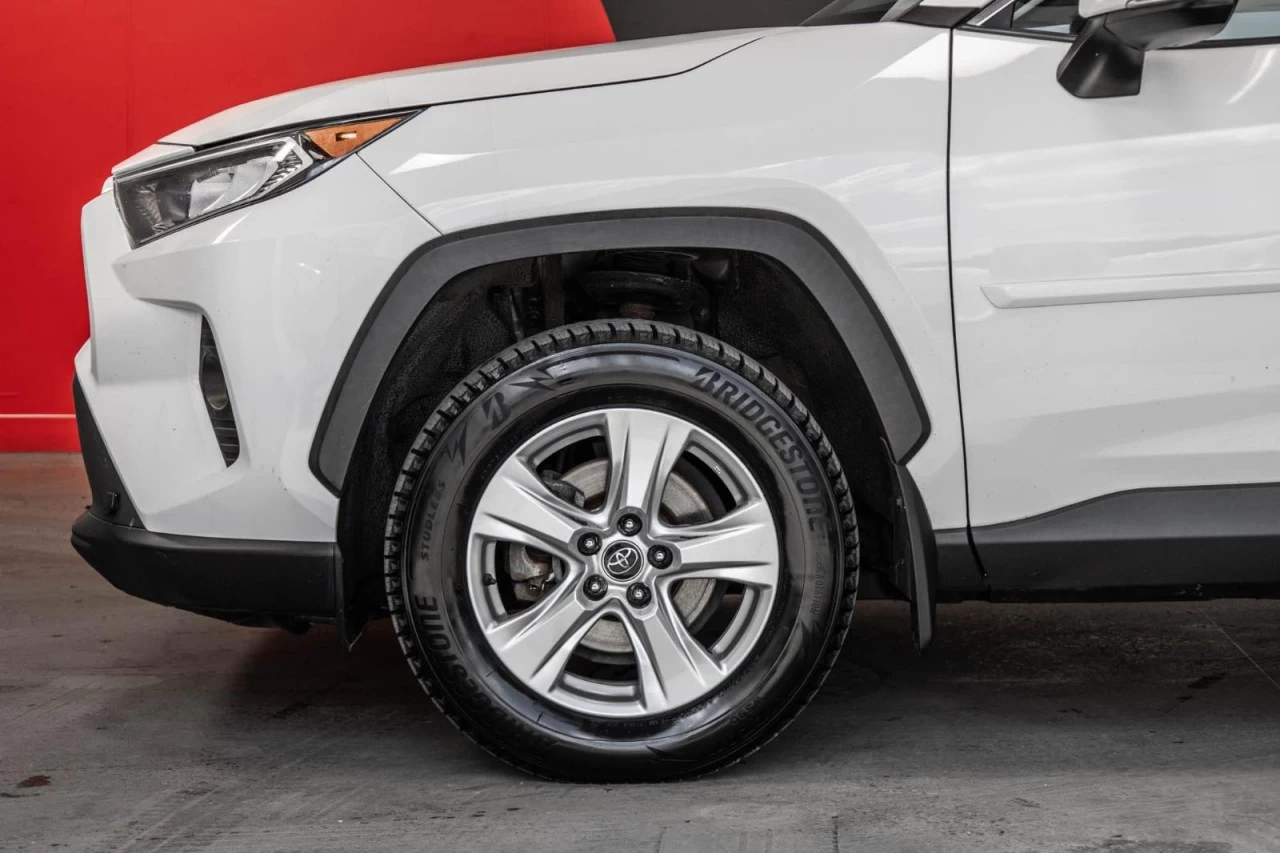 2020 Toyota RAV4 XLE AWD+TOIT.OUVRANT+SIEGES.CHAUFF+CARPLAY Main Image