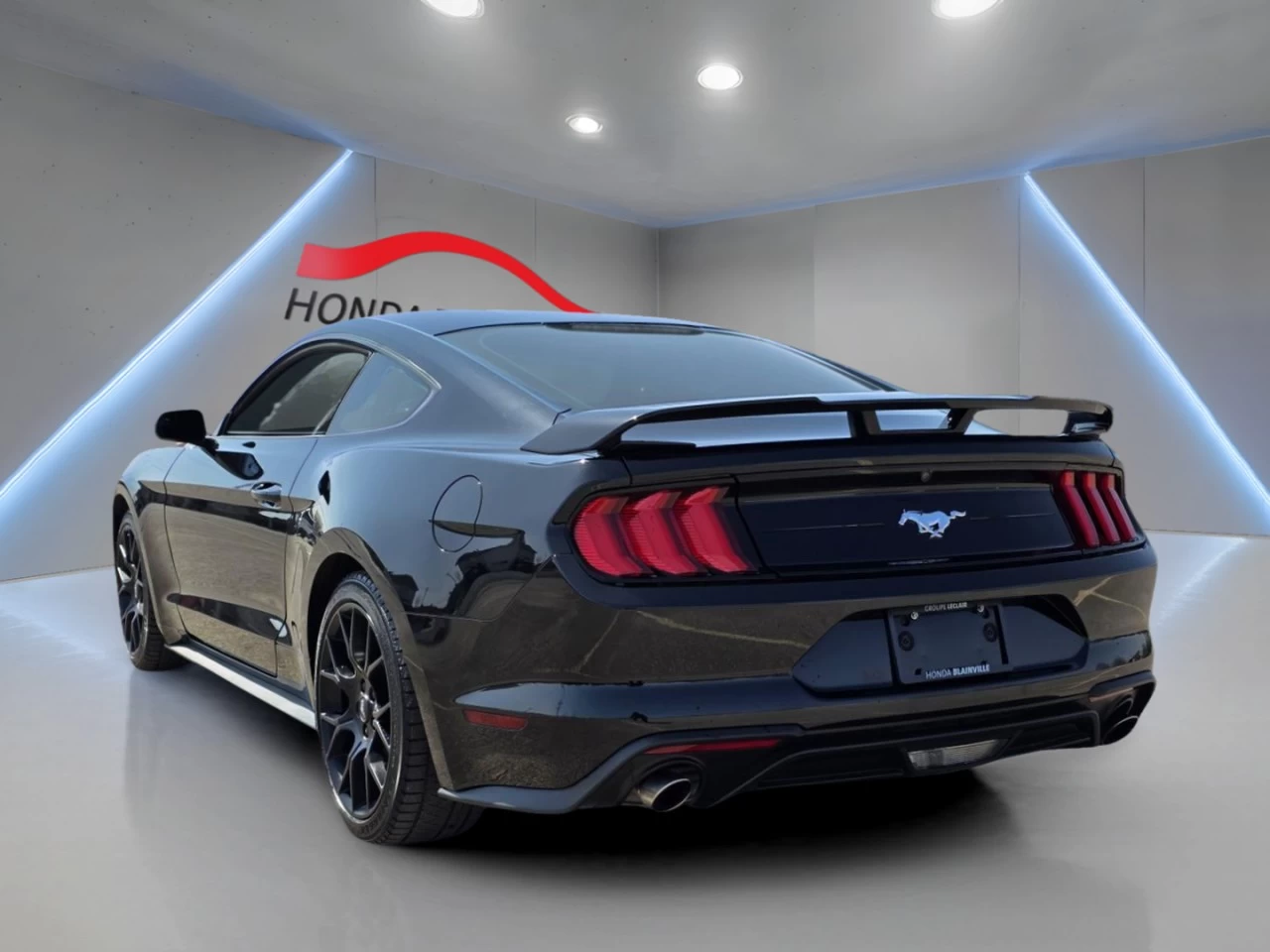 2018 Ford Mustang EcoBoost Fastback Image principale